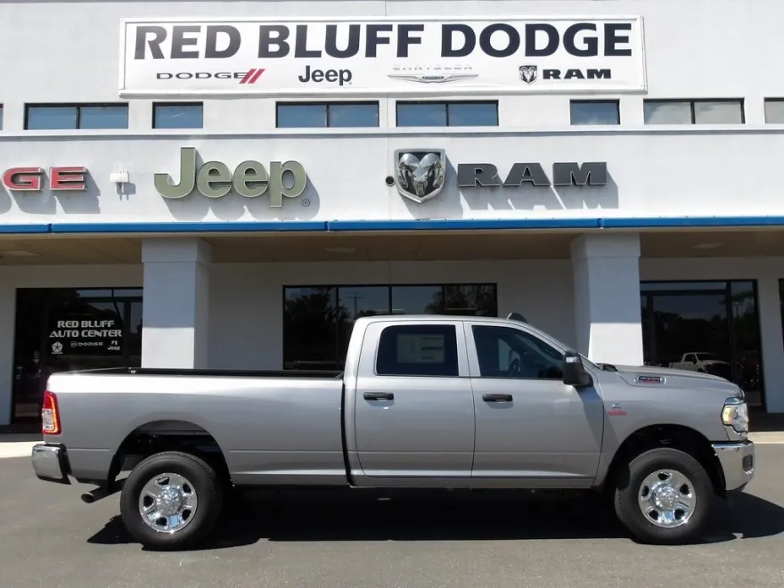 2024 Ram 2500 Tradesman photo 1