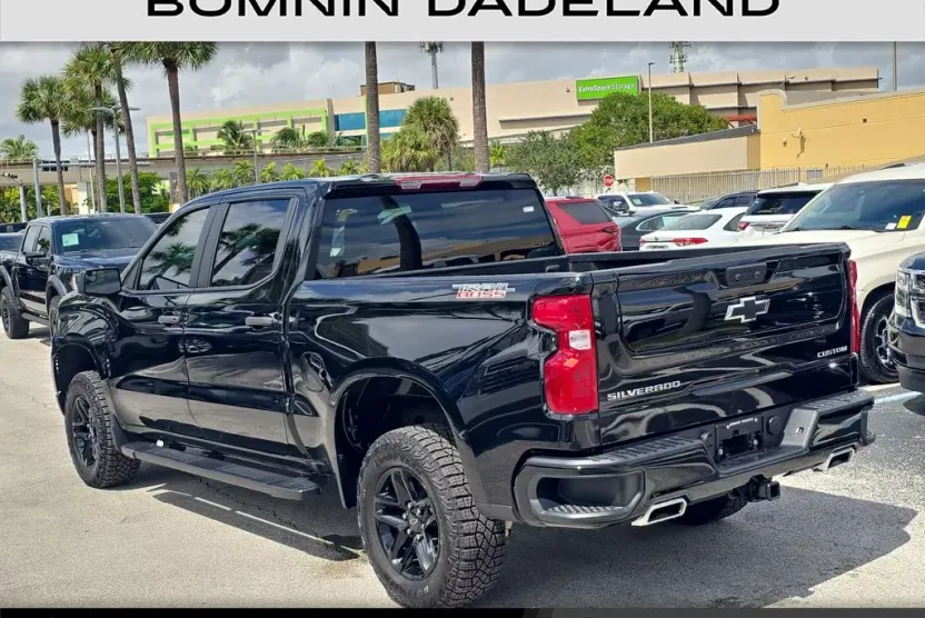 2024 Chevrolet Silverado 1500 Custom Trail Boss photo 1