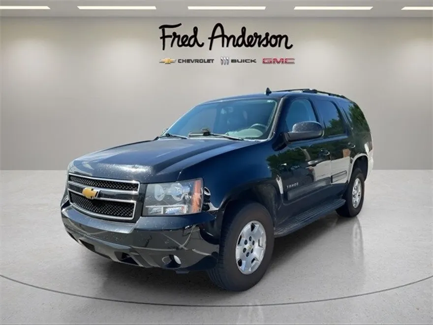 2013 Chevrolet Tahoe LT photo 1