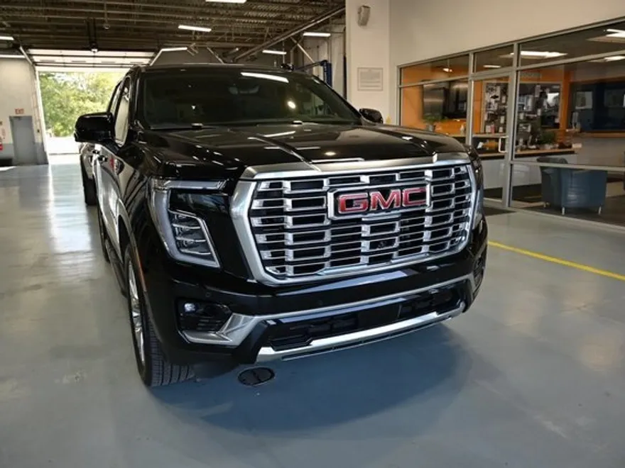 2025 Gmc Yukon Denali photo 1