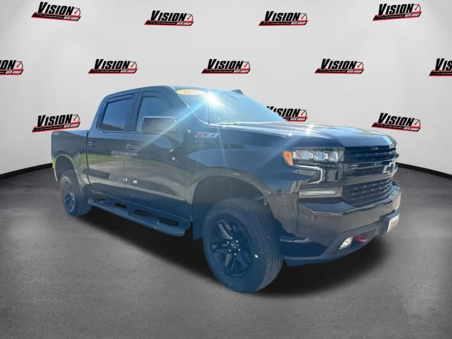 2021 Chevrolet Silverado 1500 LT Trail Boss photo 1