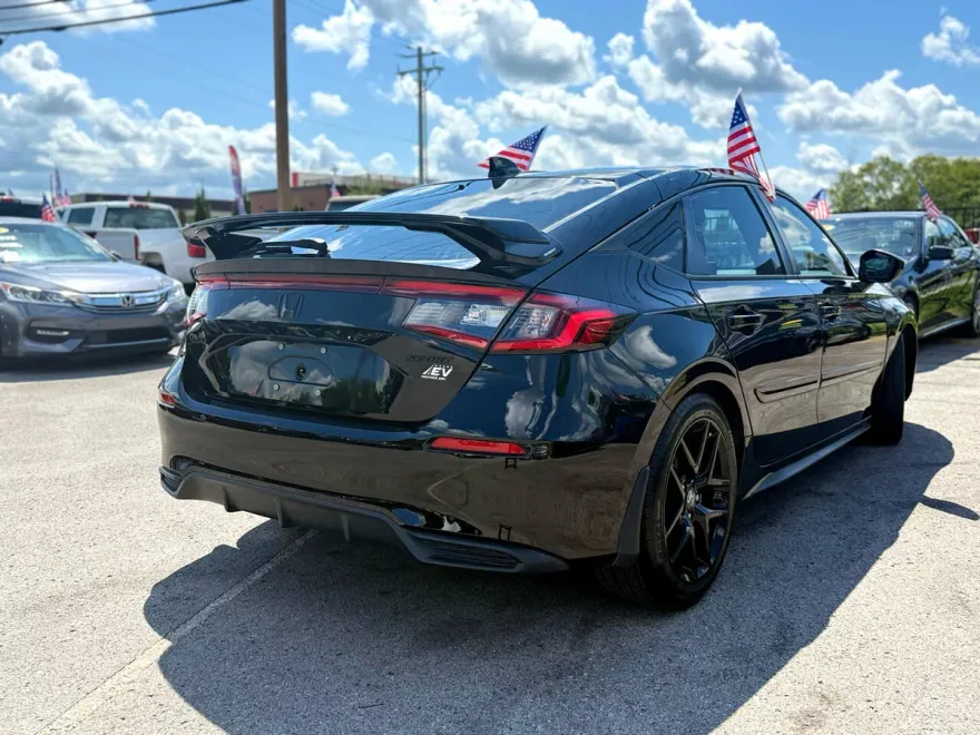 2022 Honda Civic Sport Hatchback photo 1
