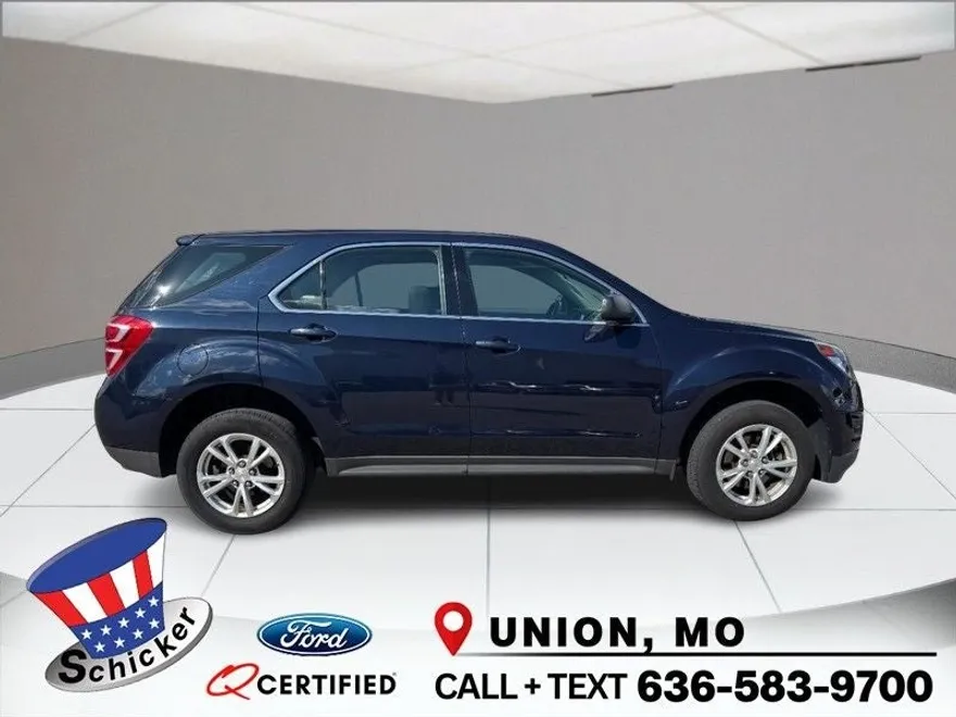 2017 Chevrolet Equinox LS photo 1