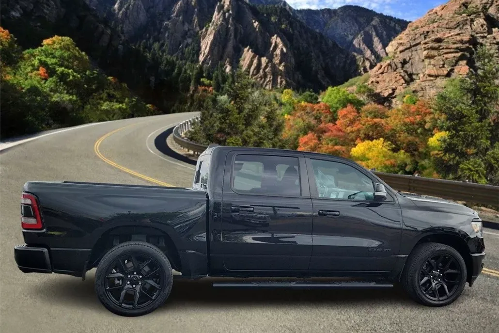 2021 Ram 1500 Sport photo 1