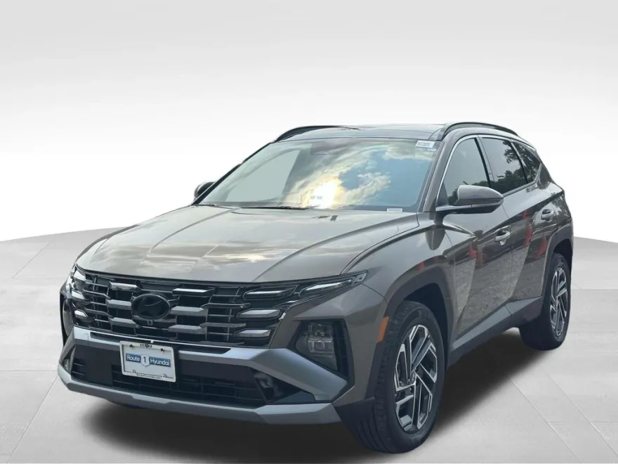 2025 Hyundai Tucson Hybrid Limited photo 1