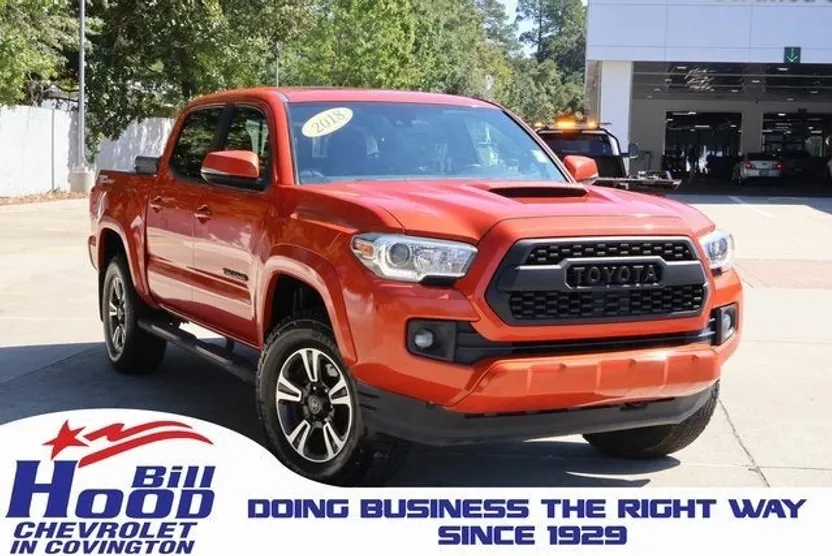 2018 Toyota Tacoma SR5 photo 1
