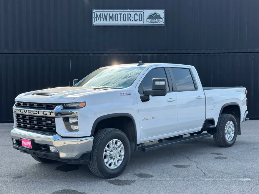 2023 Chevrolet Silverado 2500HD LT photo 1