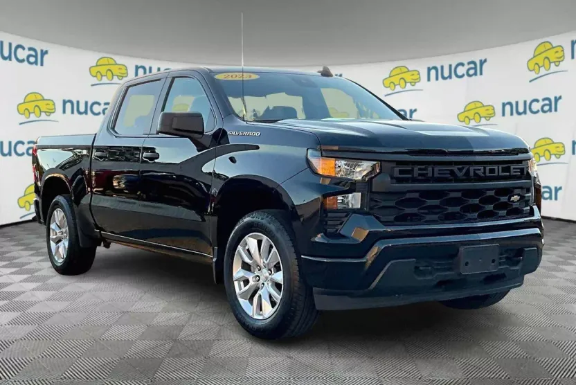 2023 Chevrolet Silverado 1500 Custom photo 1
