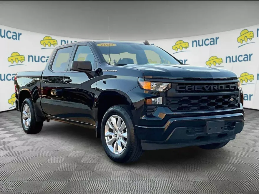 2023 Chevrolet Silverado 1500 Custom photo 1