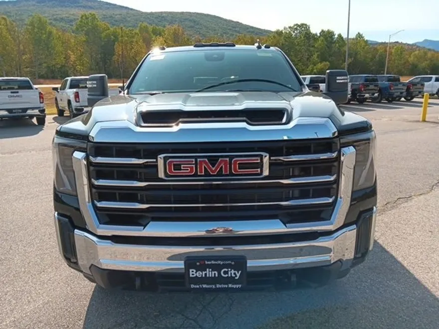 2026 Gmc Sierra 2500 HD SLE photo 1