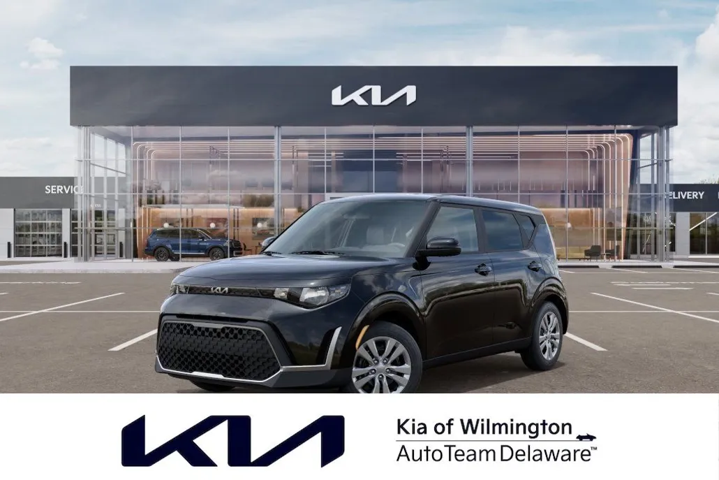 2025 Kia Soul LX photo 1