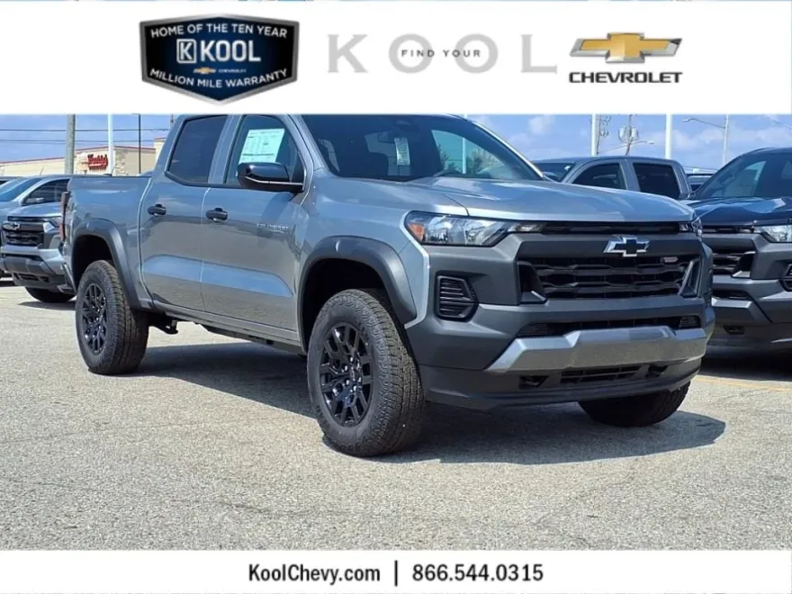 2026 Chevrolet Colorado Trail Boss photo 1