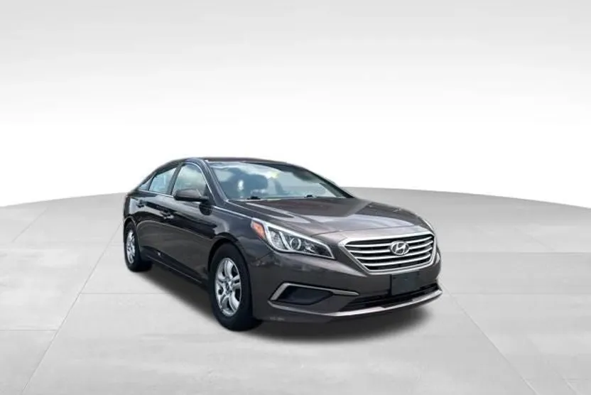 2016 Hyundai Sonata Base photo 1