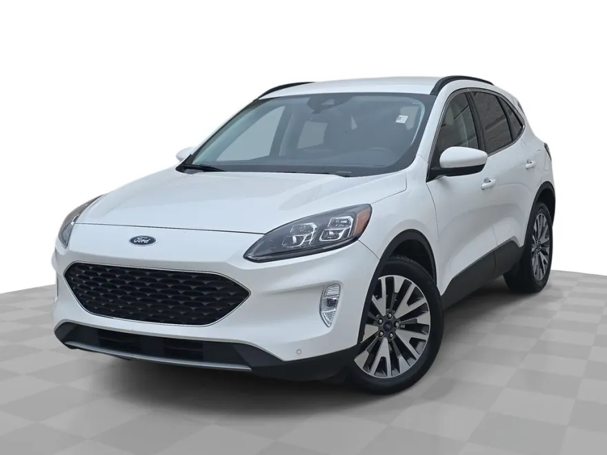 2022 Ford Escape Titanium photo 1