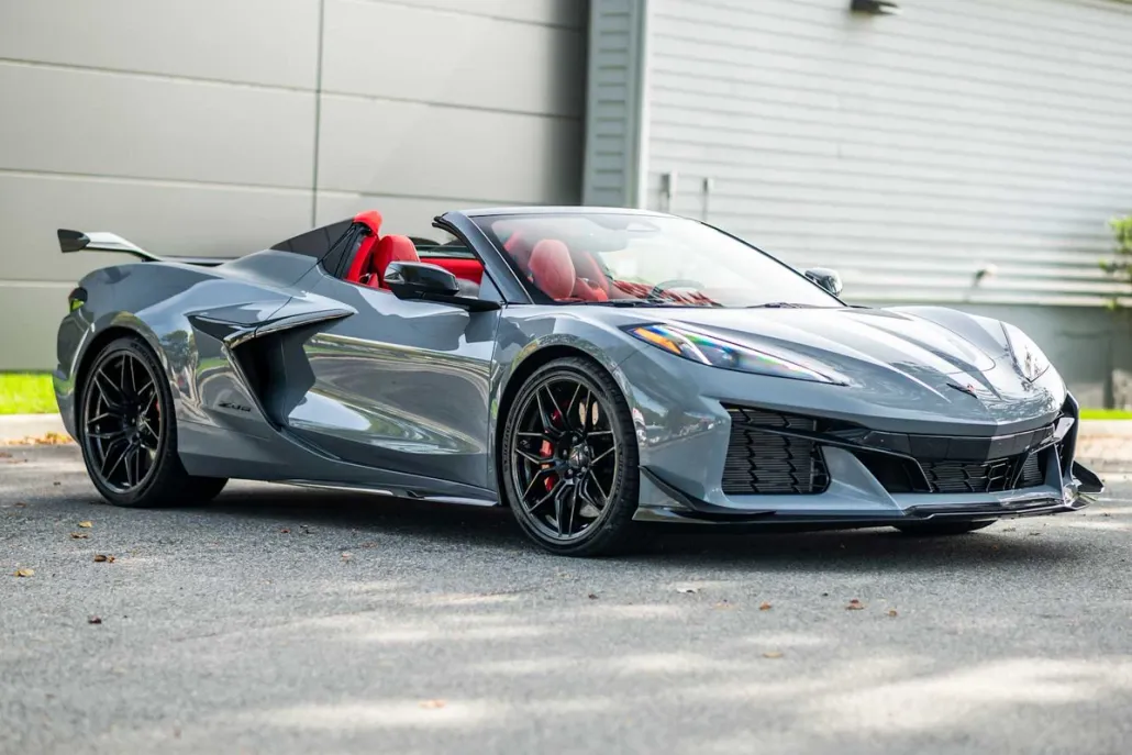 2024 Chevrolet Corvette Stingray Z06 3LZ photo 1