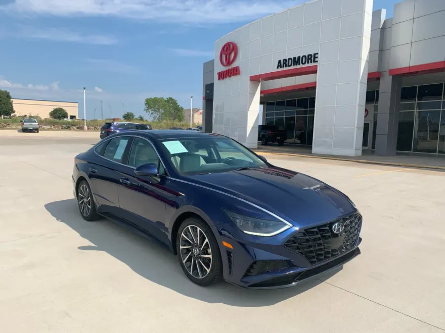 2022 Hyundai Sonata Limited photo 1