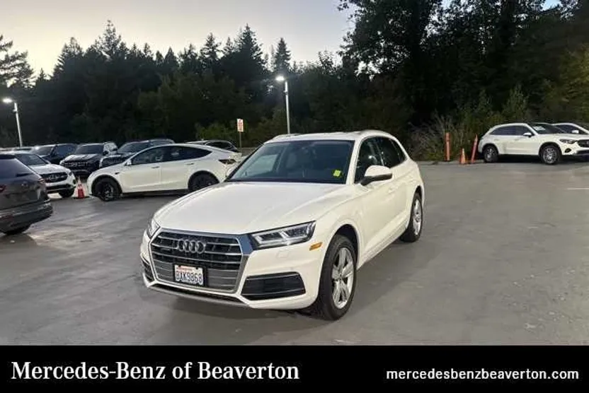 2019 Audi Q5 Premium Plus photo 1