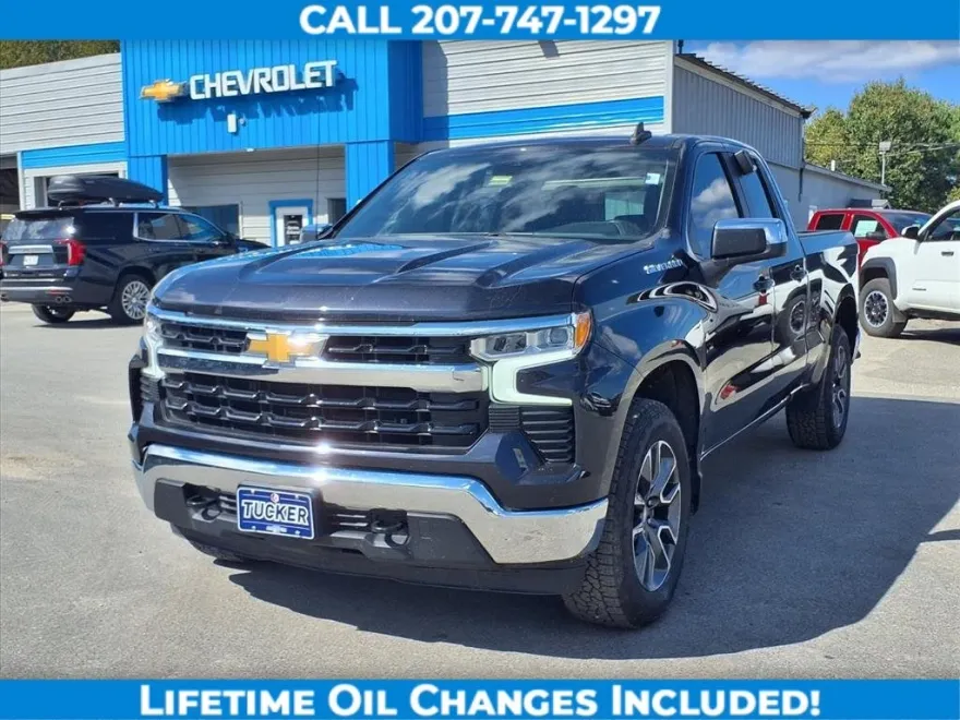 2022 Chevrolet Silverado 1500 LT photo 1
