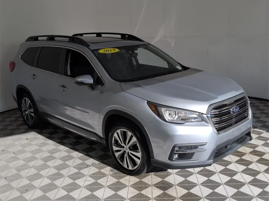 2019 Subaru Ascent Limited photo 1