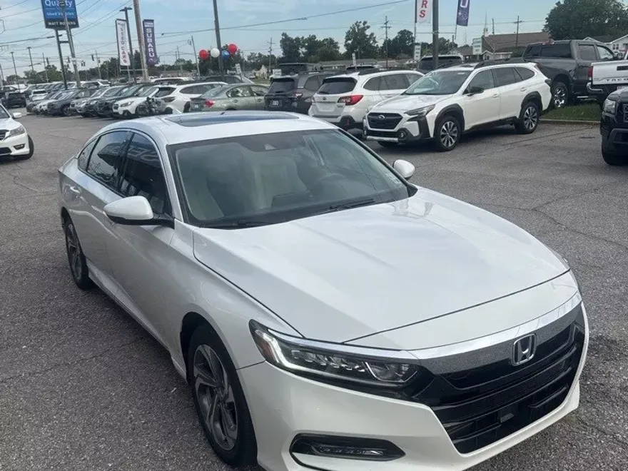2018 Honda Accord EX-L 2.0T photo 1