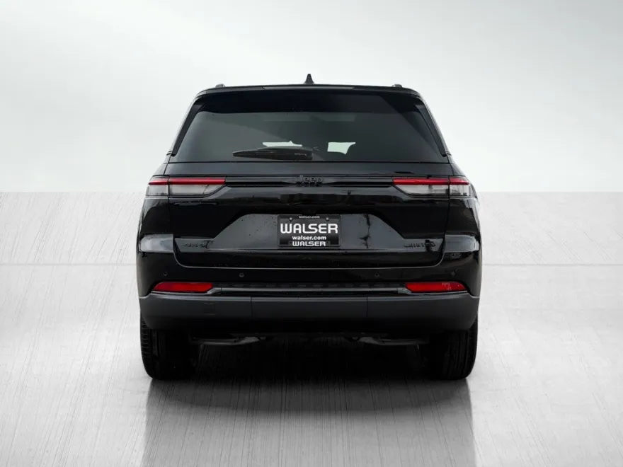 2025 Jeep Grand Cherokee Limited photo 1