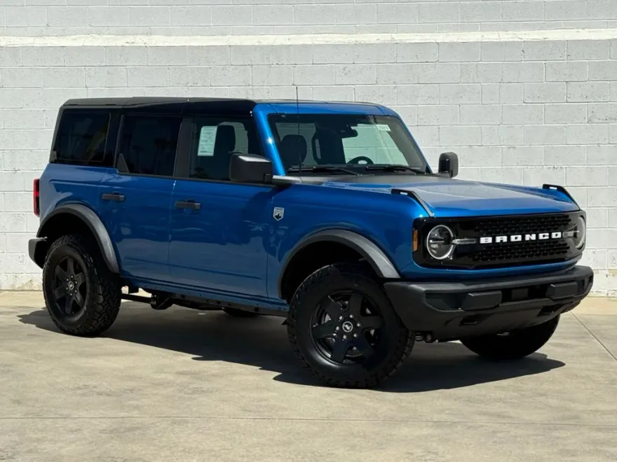 2025 Ford Bronco Big Bend photo 1