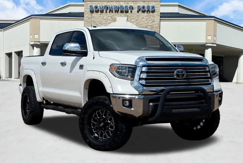 2019 Toyota Tundra Platinum Grade photo 1