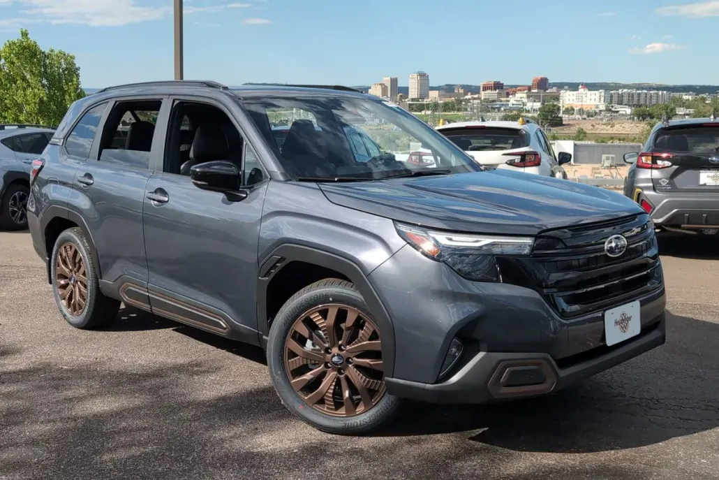 2025 Subaru Forester Sport photo 1