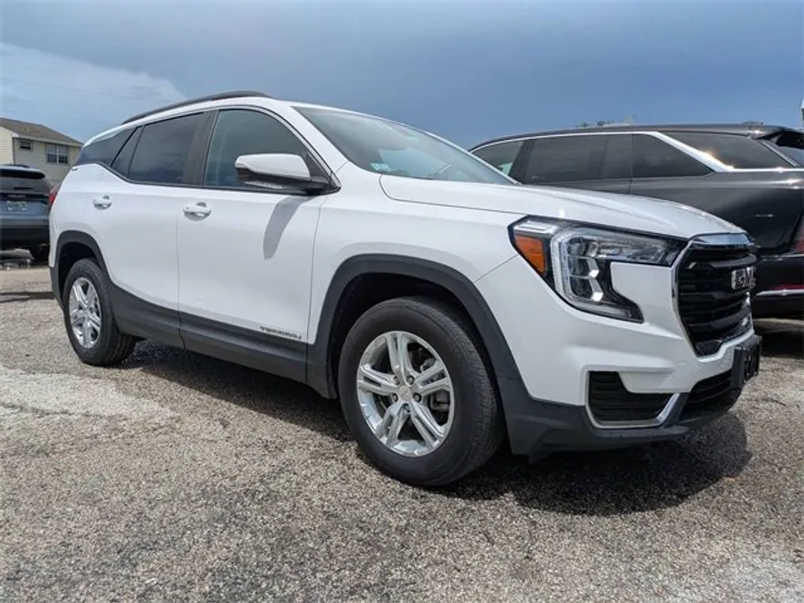 2022 Gmc Terrain SLE photo 1
