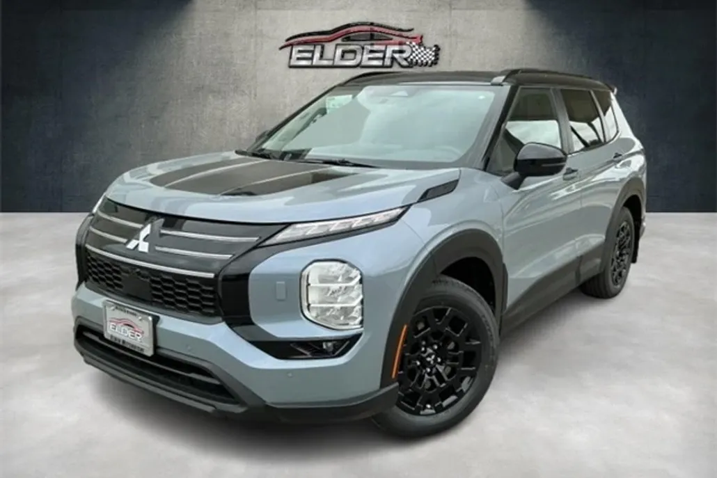 2025 Mitsubishi Outlander SE Ralliart photo 1