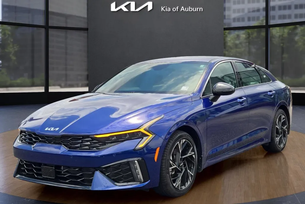 2025 Kia K5 GT-Line photo 1