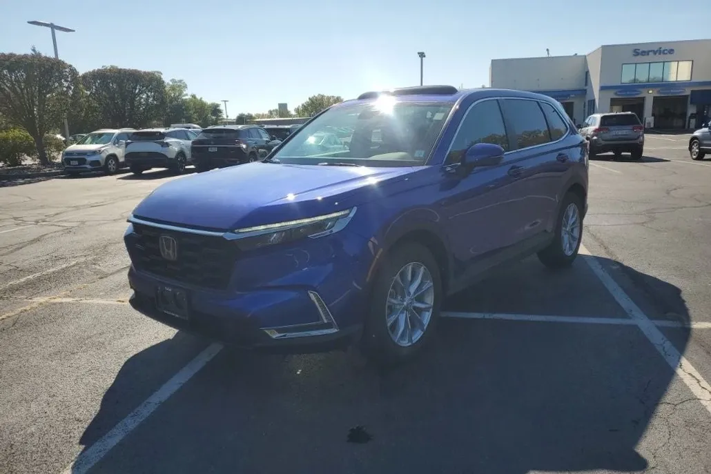 2025 Honda CR-V EX photo 1