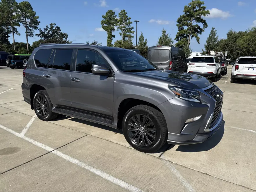 2023 Lexus GX 460 Premium photo 1