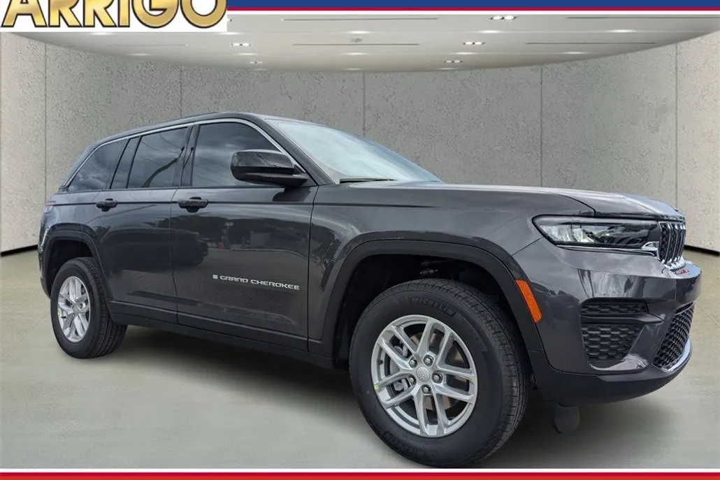 2025 Jeep Grand Cherokee Laredo X photo 1