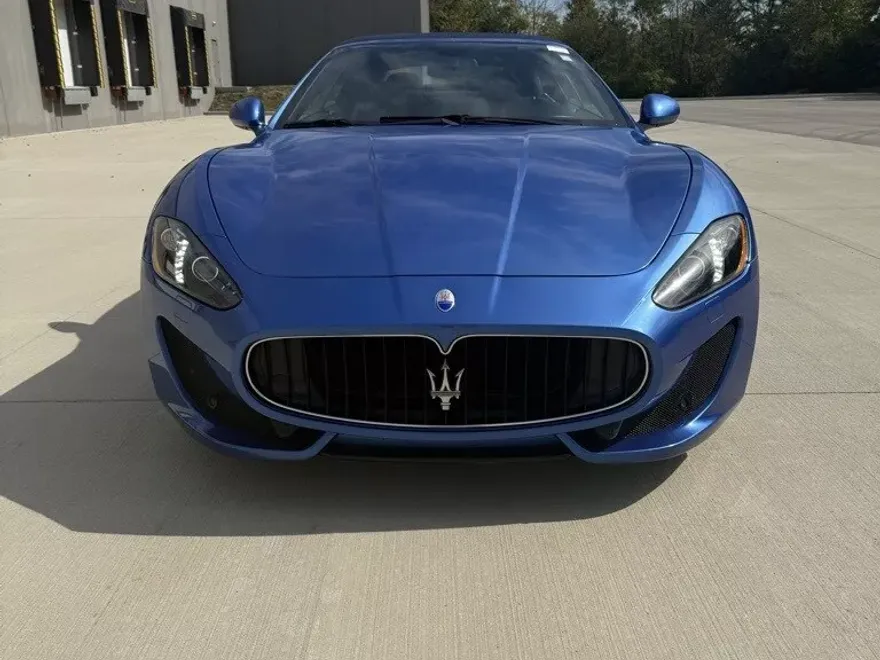 2015 Maserati Granturismo Sport photo 1