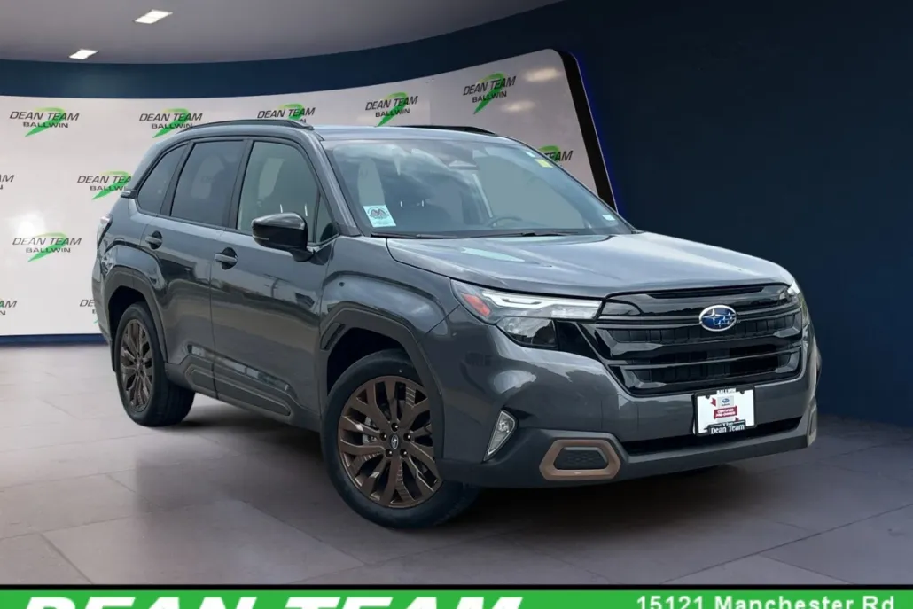 2025 Subaru Forester Sport photo 1