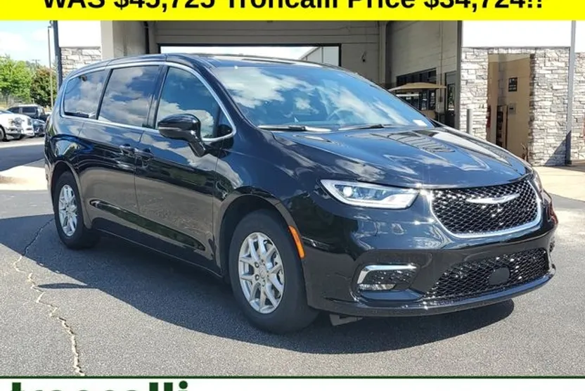 2025 Chrysler Pacifica photo 1