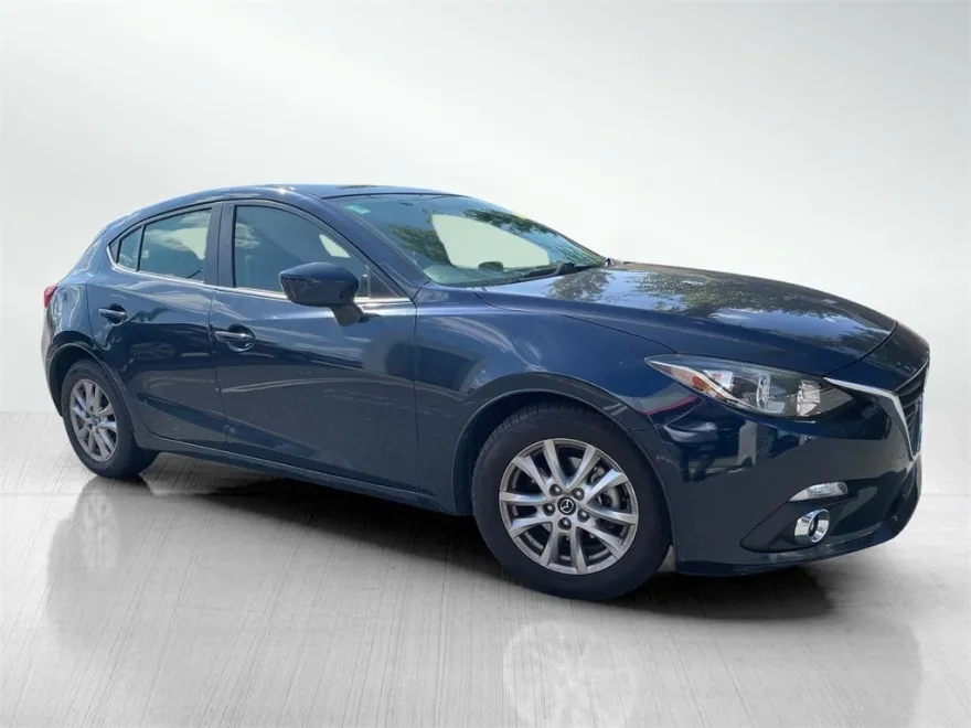 2016 Mazda Mazda3 Grand Touring Hatchback photo 1