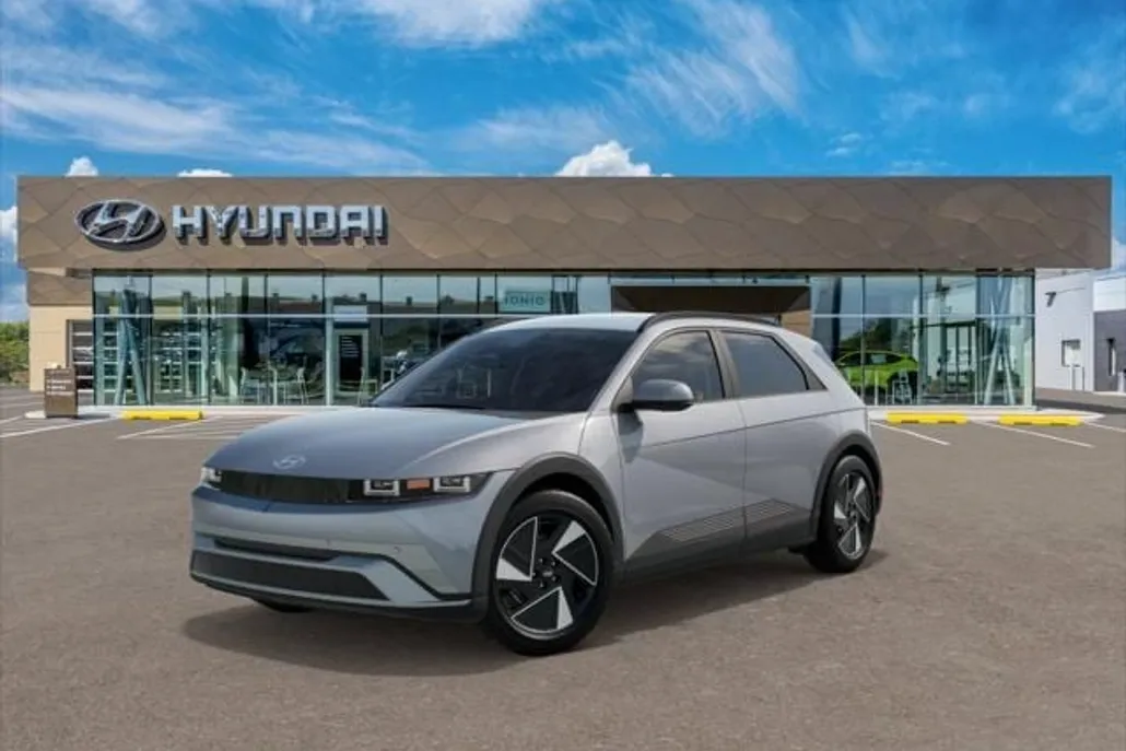2025 Hyundai Ioniq 5 SEL photo 1
