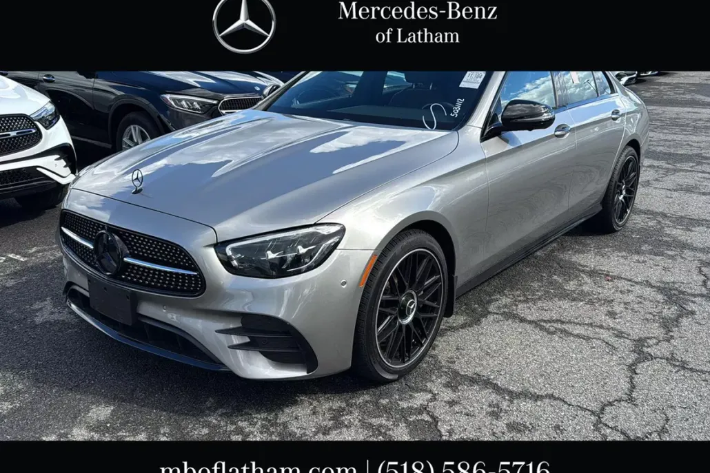 2022 Mercedes Benz E 450 4MATIC photo 1