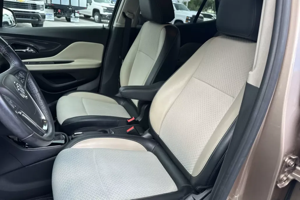 2019 Buick Encore Preferred photo 1