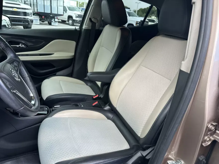2019 Buick Encore Preferred photo 1
