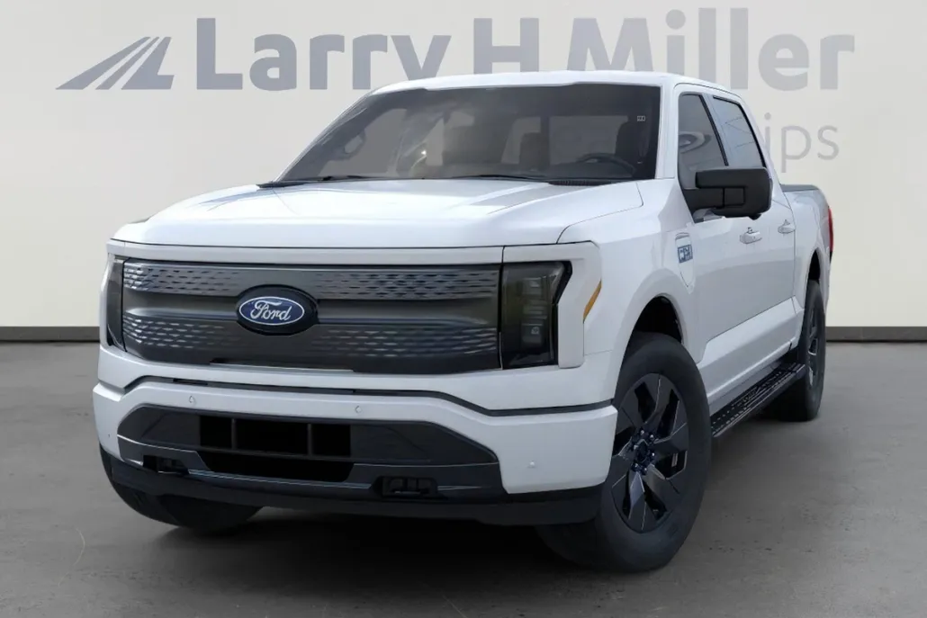 2025 Ford F-150 Lightning photo 1