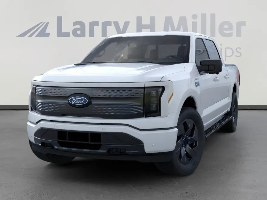 2025 Ford F-150 Lightning photo 1