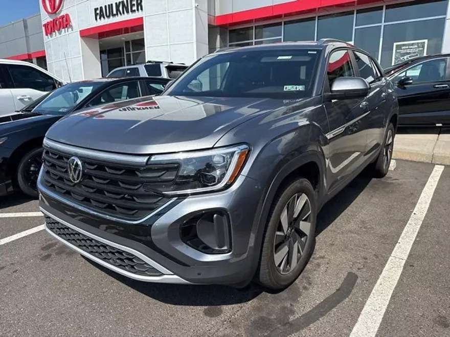 2025 Volkswagen Atlas Cross Sport SE Technology photo 1