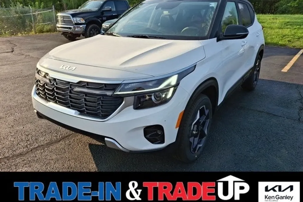2026 Kia Seltos S photo 1
