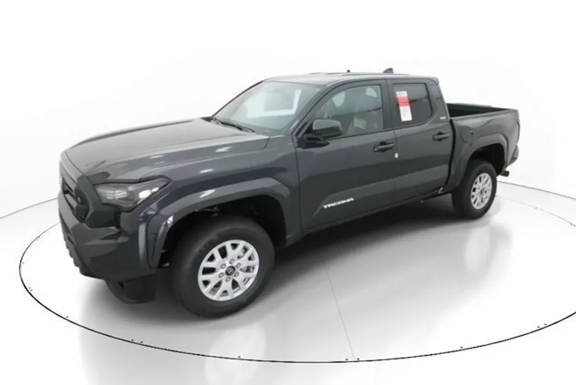 2025 Toyota Tacoma SR5 photo 1