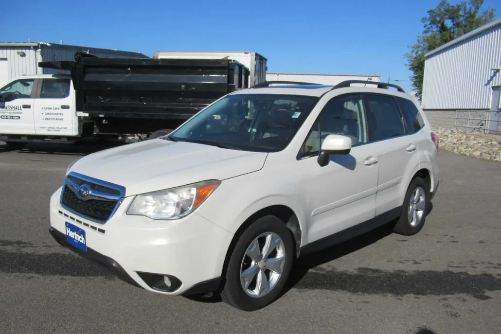 2015 Subaru Forester 2.5i Limited photo 1