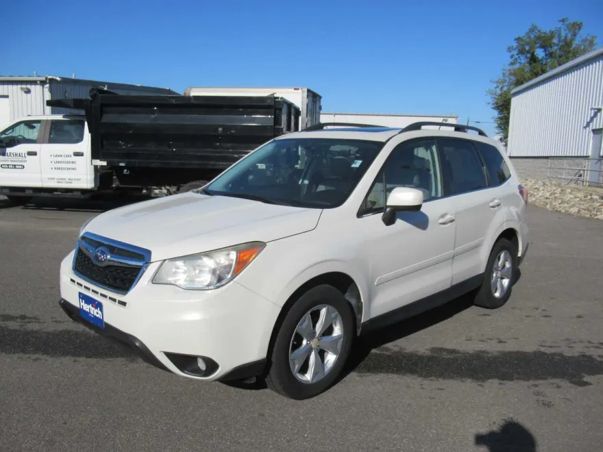 2015 Subaru Forester 2.5i Limited photo 1