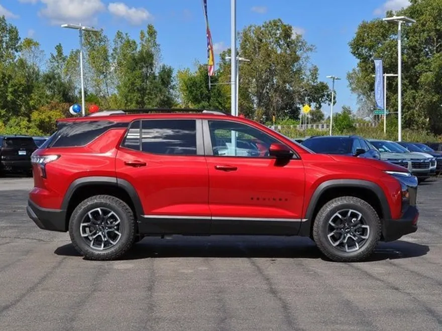 2026 Chevrolet Equinox ACTIV photo 1